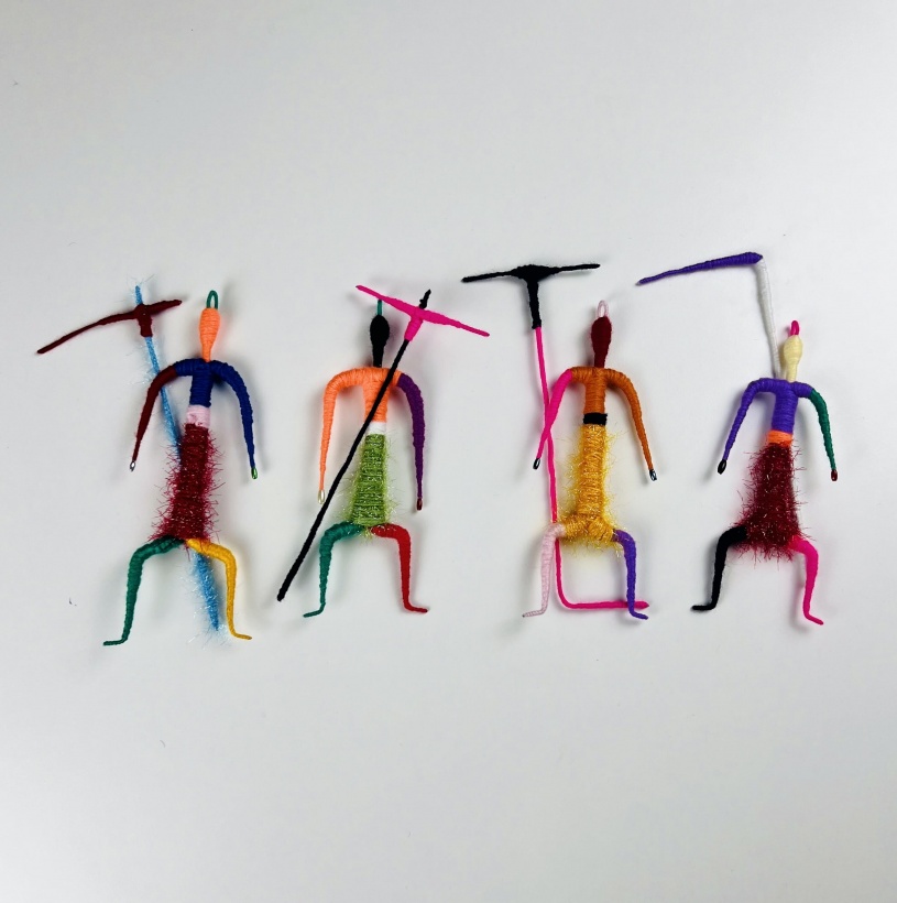 СУПРЕМАТИЧЕСКАЯ ИГРУШКА